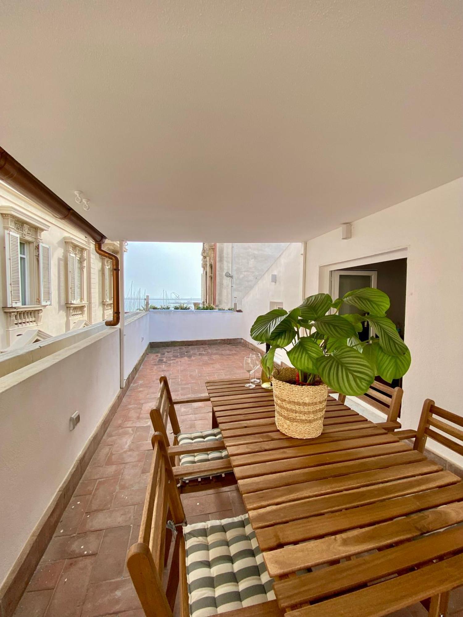Vicomillesuites كالياري المظهر الخارجي الصورة